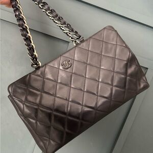 ❤️SOLD❤️🙌🏻 CHANEL Chic Black Quilted Leather Bag